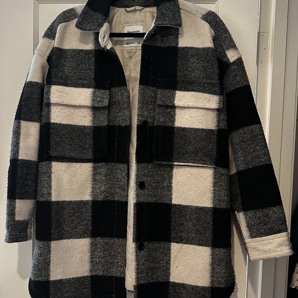 Abercrombie & Fitch Plaid Coat / Shacket – Size Small